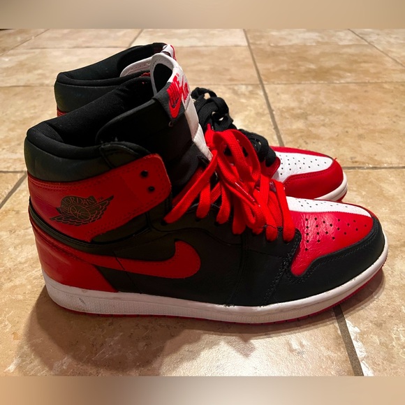 Nike Air Jordan 1 Retro High OG Homage To Home 861428-061 Size 9.5 - Picture 5 of 10